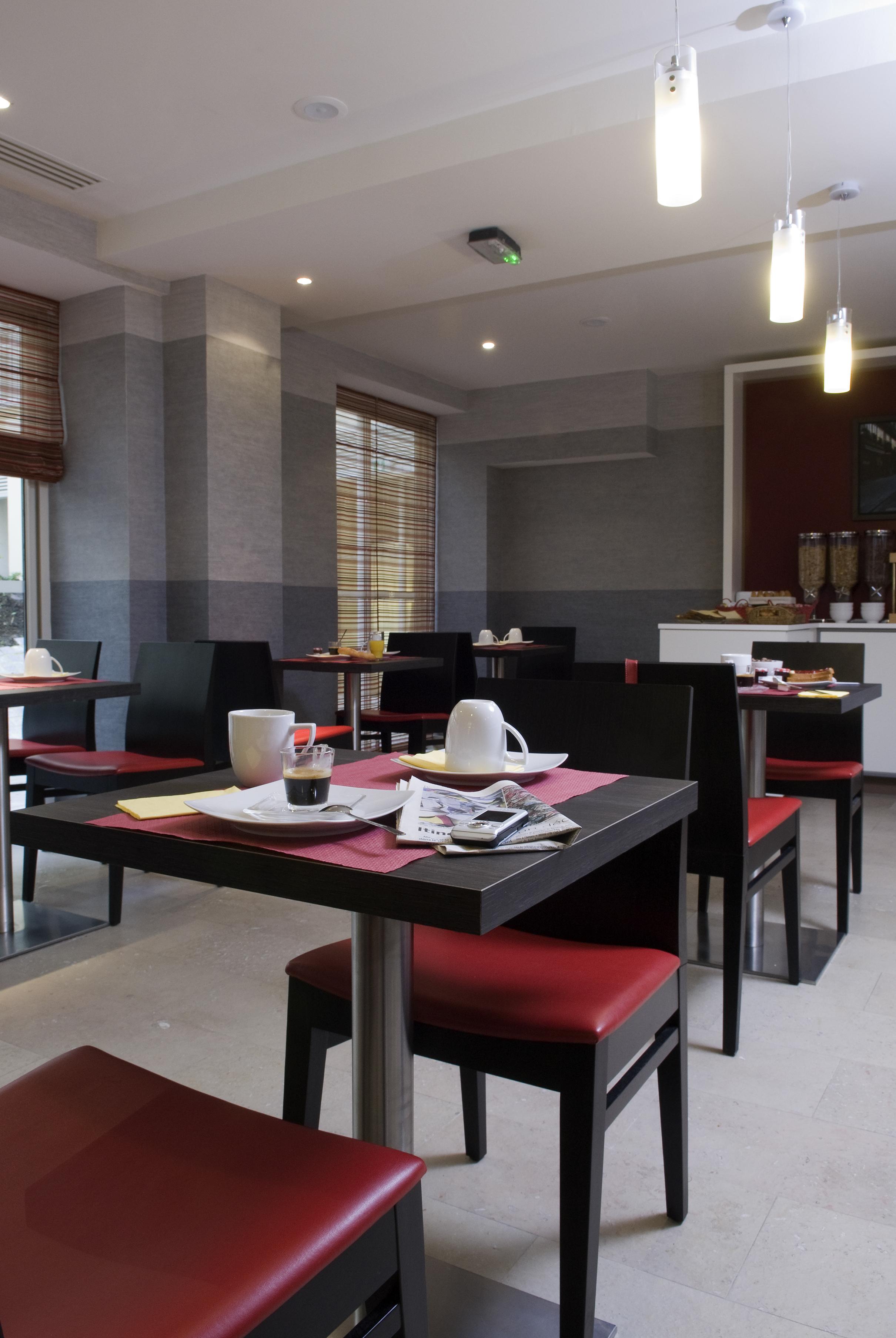 Aparthotel Adagio Paris Opera Екстериор снимка